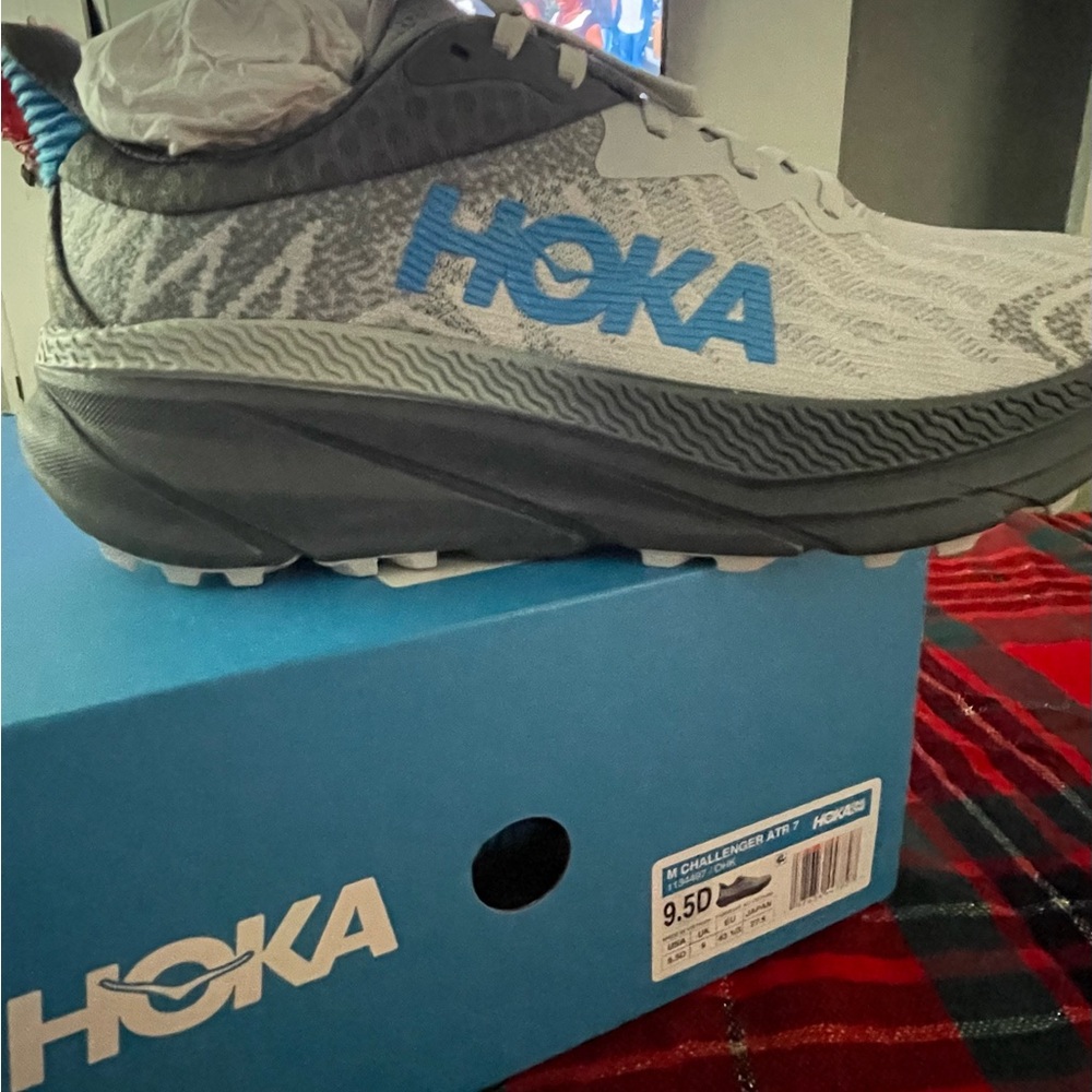 💙🧢🥶Blue Gray & White M Challenger ATR 7 9.5 HOKAS🔥🔥💥